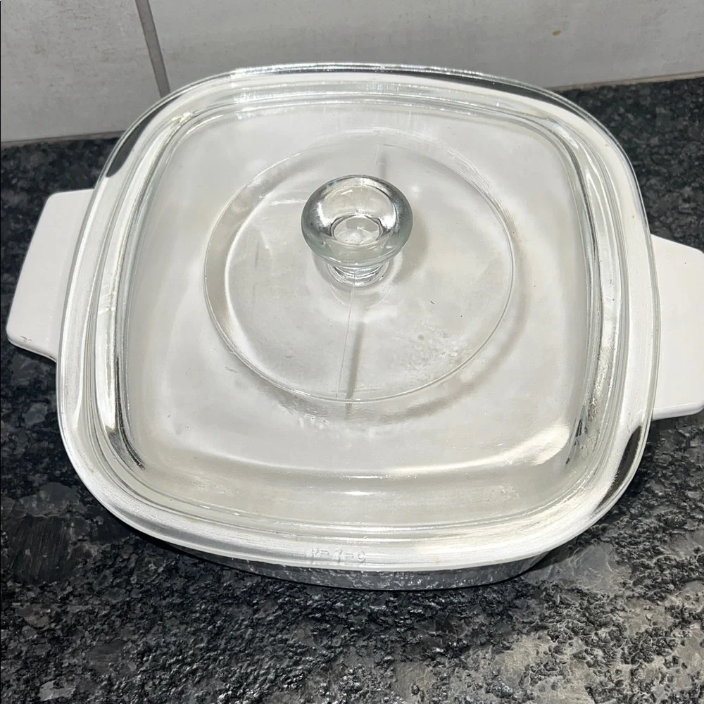 Corningware Shadow Iris 1 Ltr Glass Casserole Dish with lid   Exc condition.